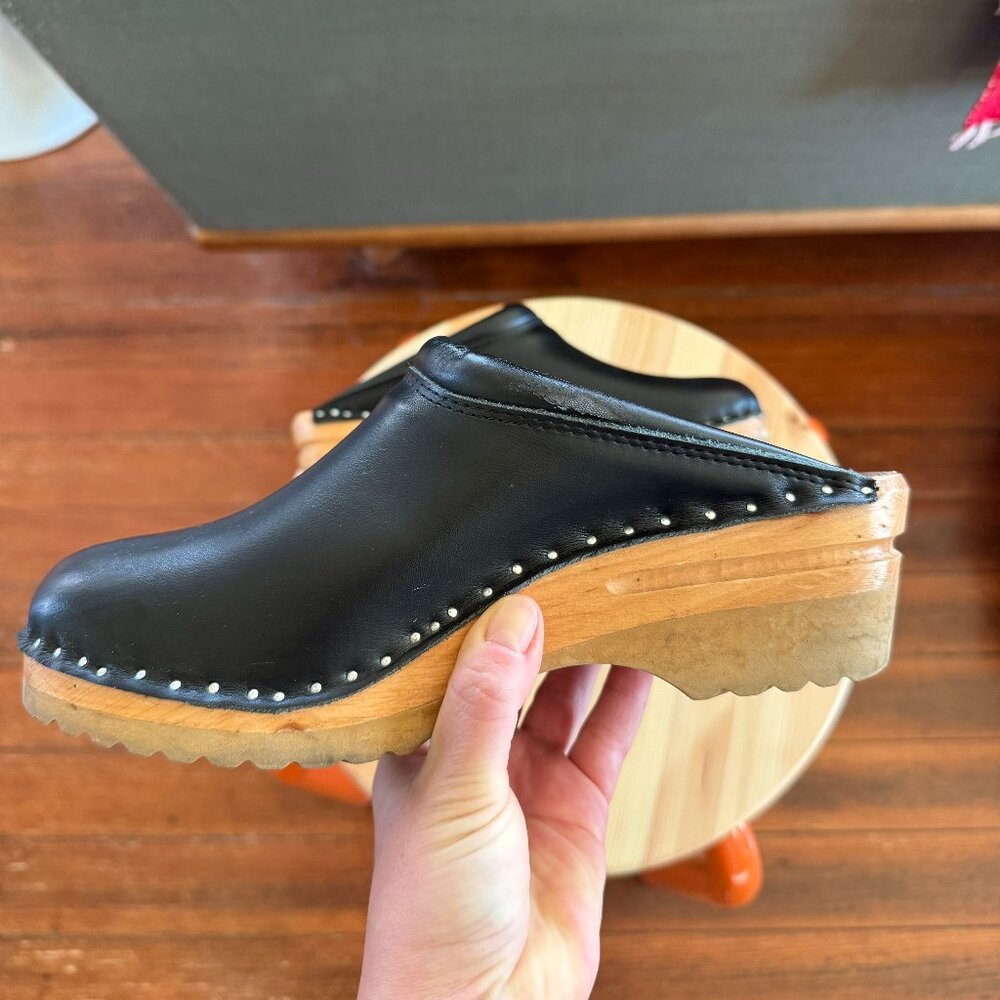 Troentorp Rembrandt Black Clogs, Women's size 39 (US Women’s 8.5/9 / Men’s 6) - Picture 9 of 15